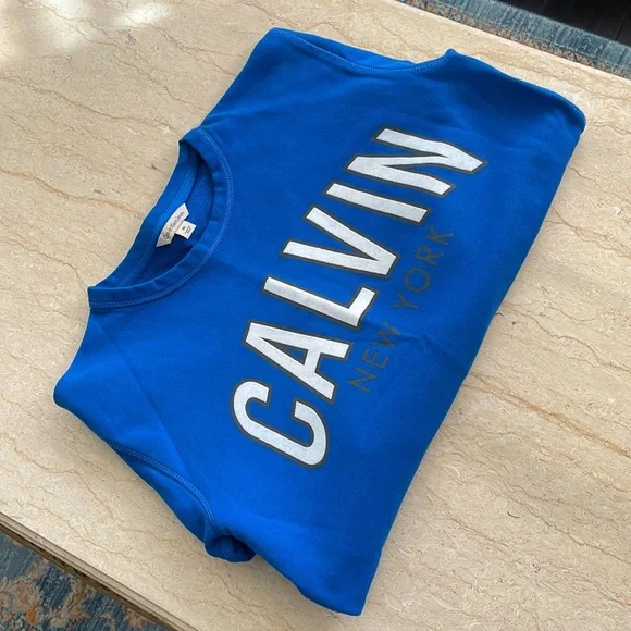 Like new Calvin Klein Jeans Sweatshirt. - Picture 1 of 6